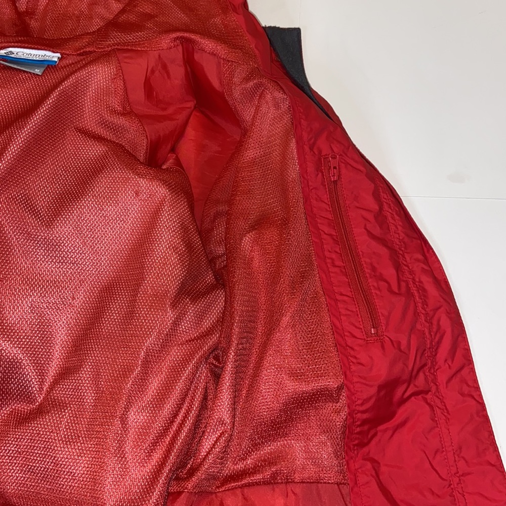Red Columbia jacket - Picture 10 of 14